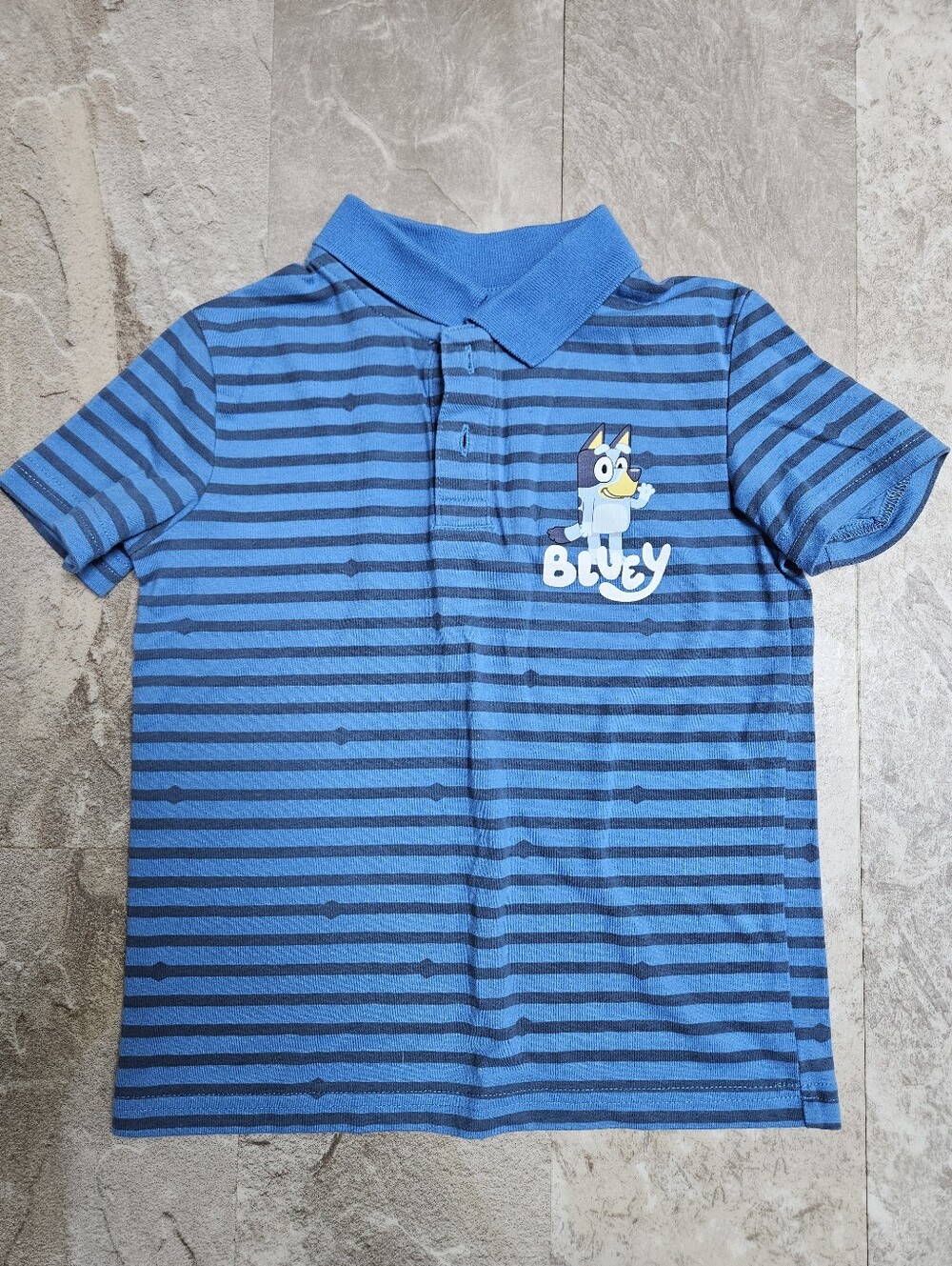 Bluey Polo Shirt. 5T. EUC.